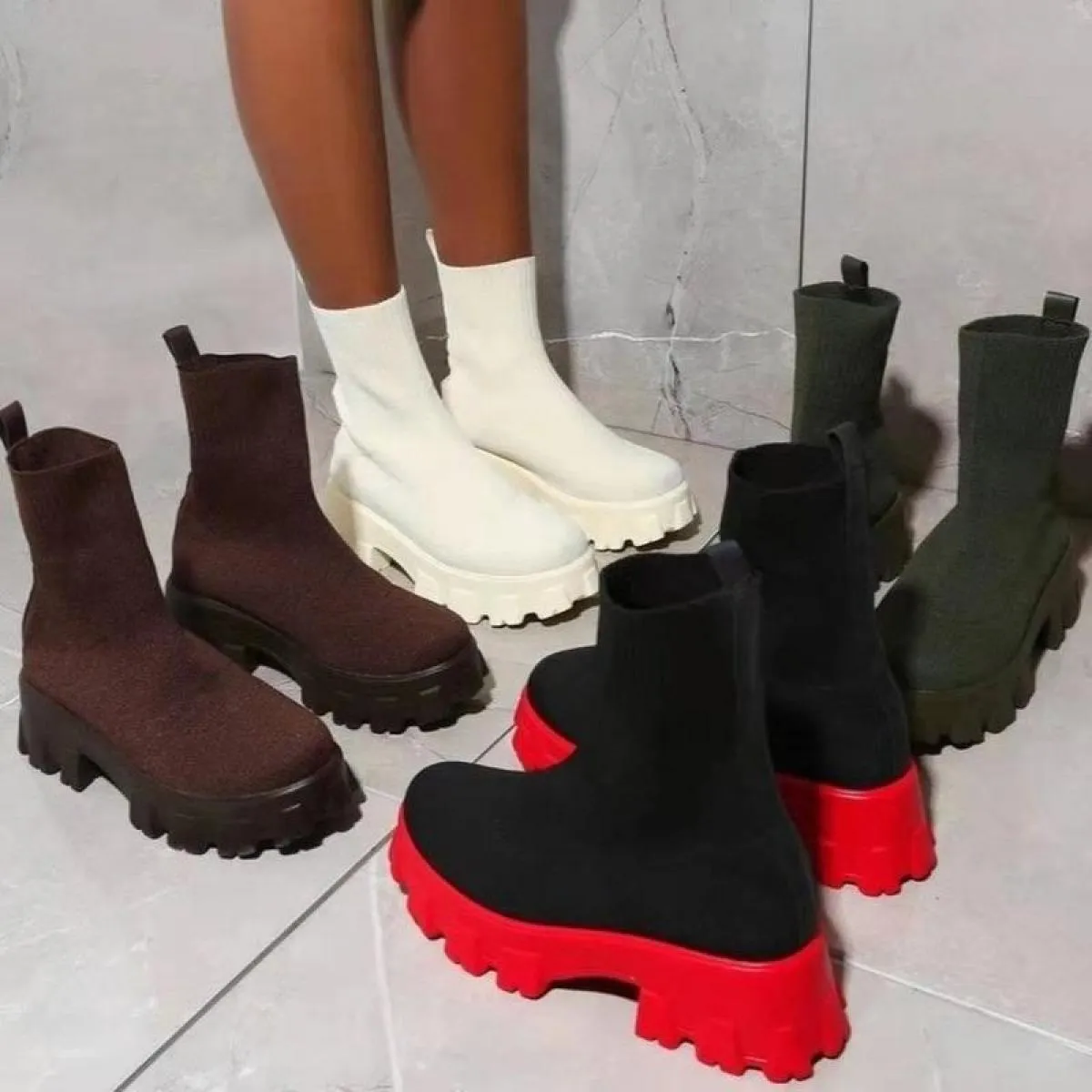 2022 Autunno Inverno Nuovo Paio di Calzini E Calzettoni Scarpe Da Donna Con La Suola Spessa Casual Netto Rosso Lavorato A Maglia