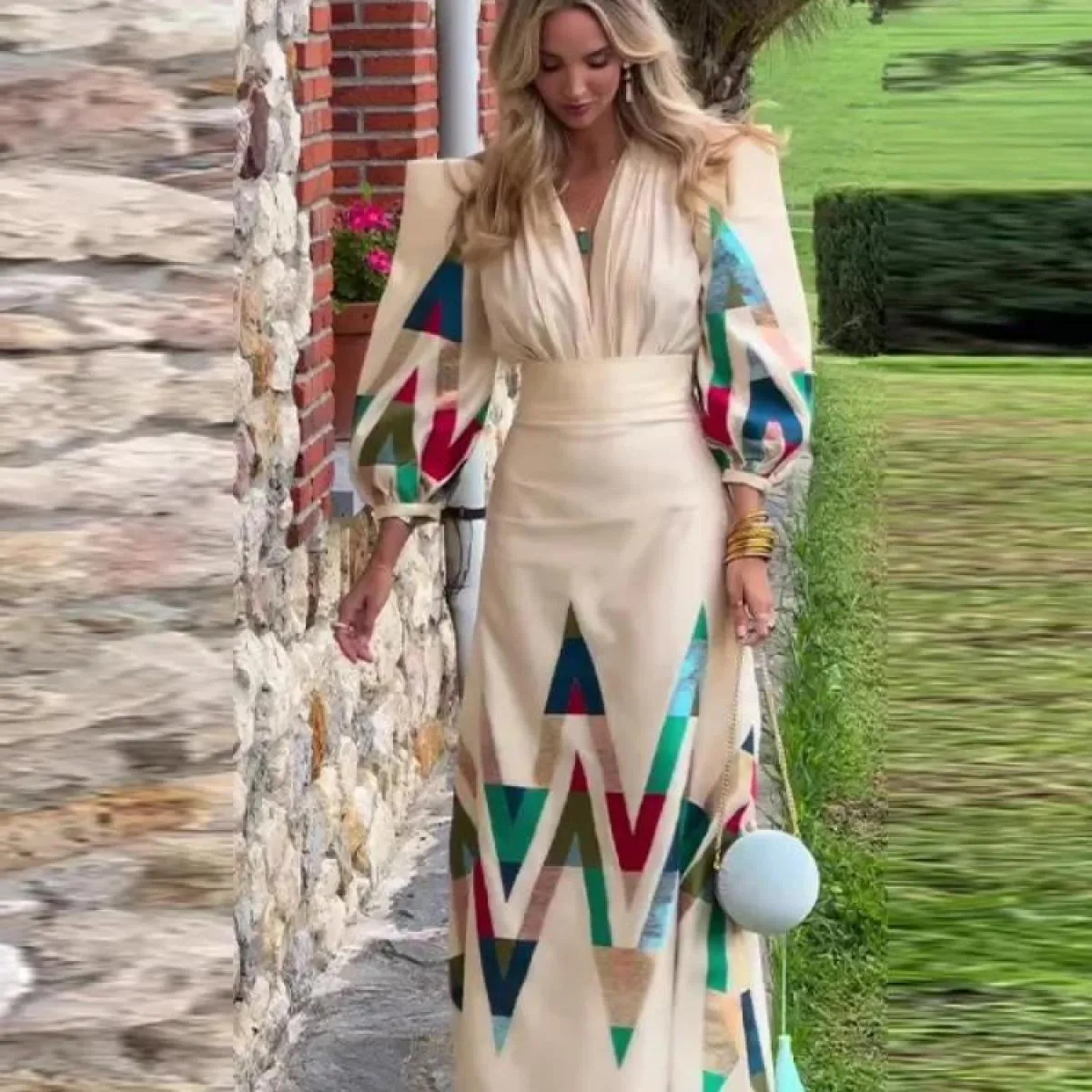 Abito a pieghe stampato vintage abito con spalline manica a sbuffo con scollo a V gonna a vita alta femminile 2024 nuova primave