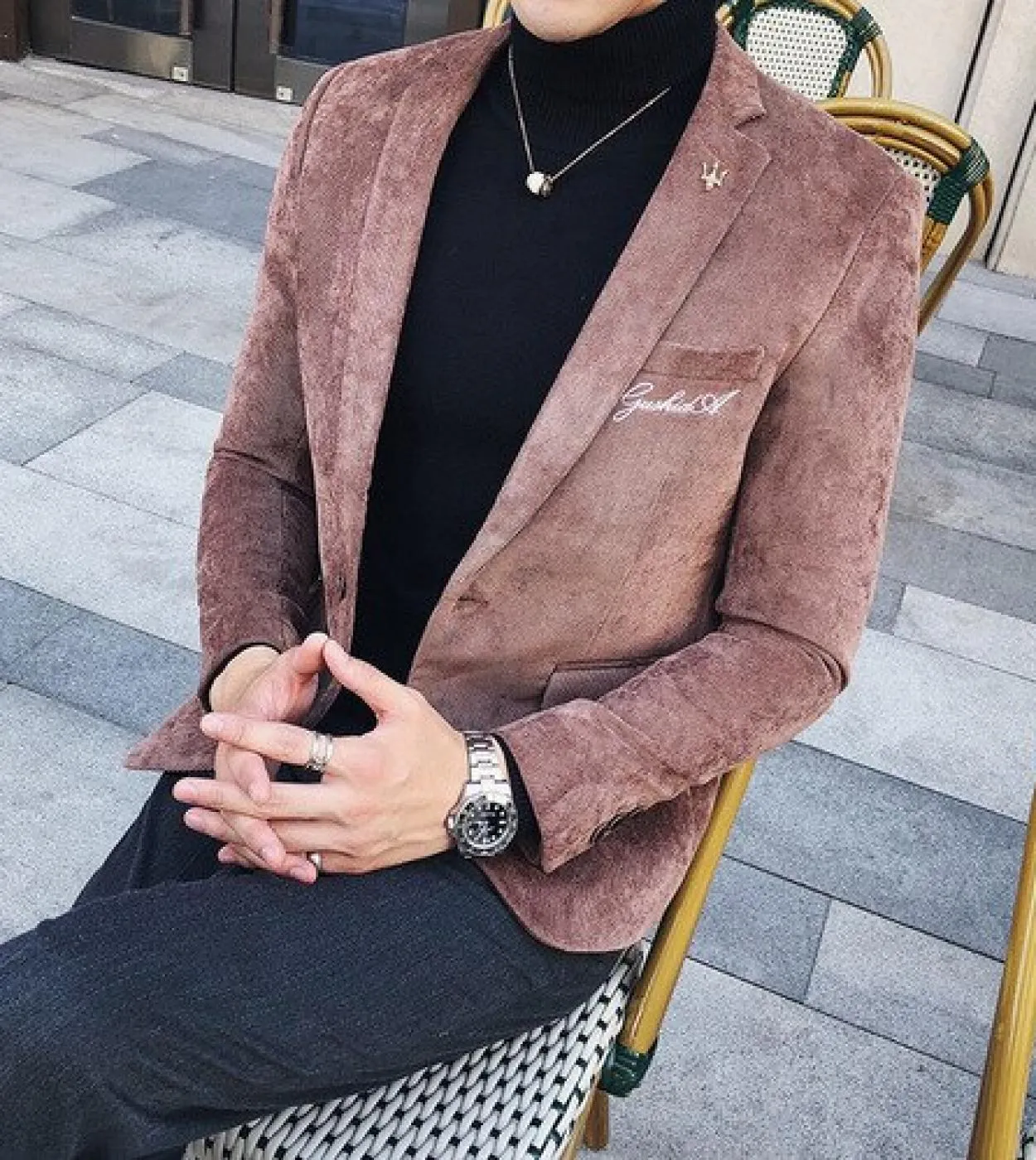 Abito casual da uomo nuovo Giacca da uomo in velluto a coste stile retrò Tinta unita Giacca classica con fibbia singola Temperam
