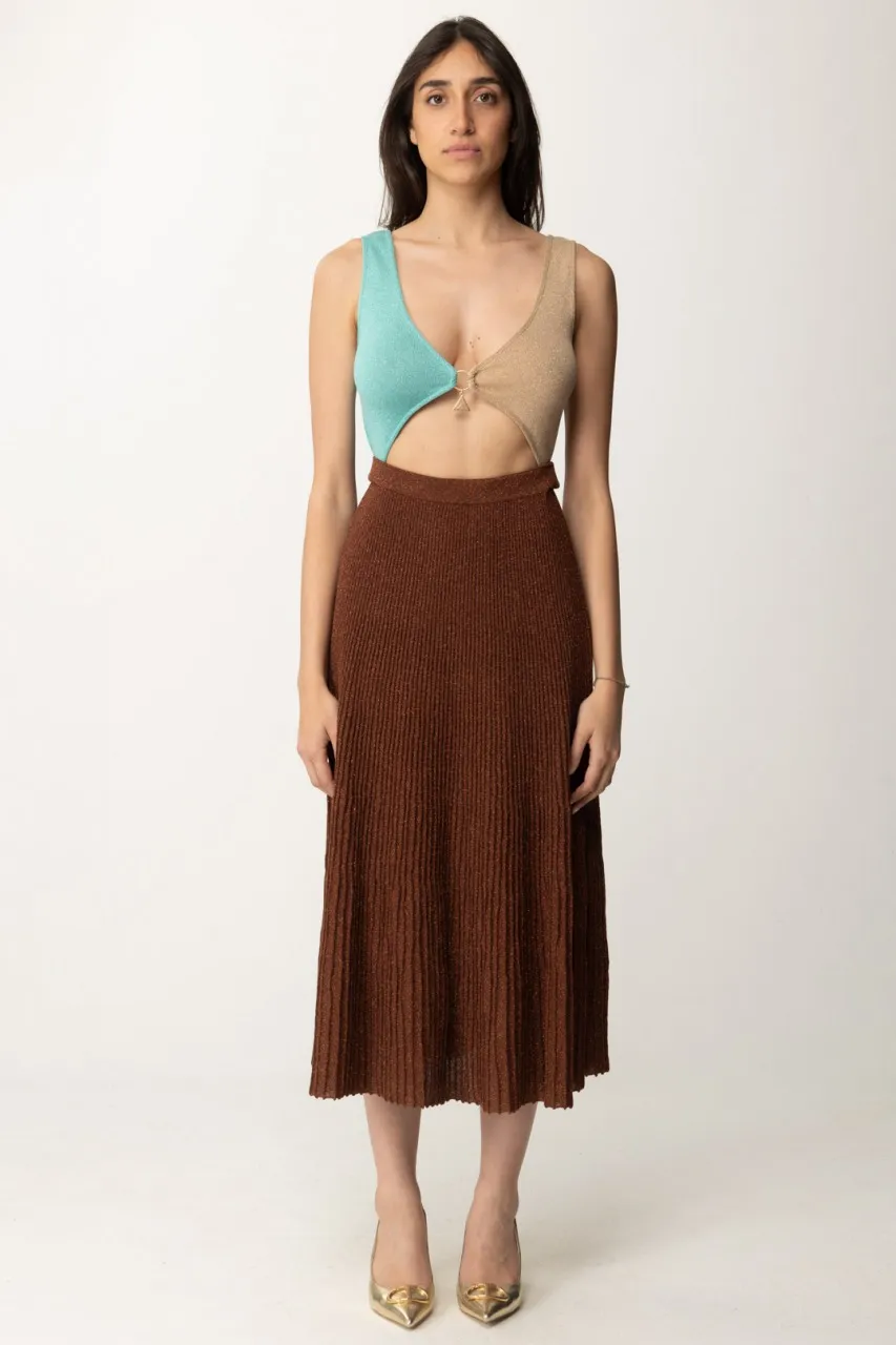 Abito con cut-out e gonna plissé MATTONE