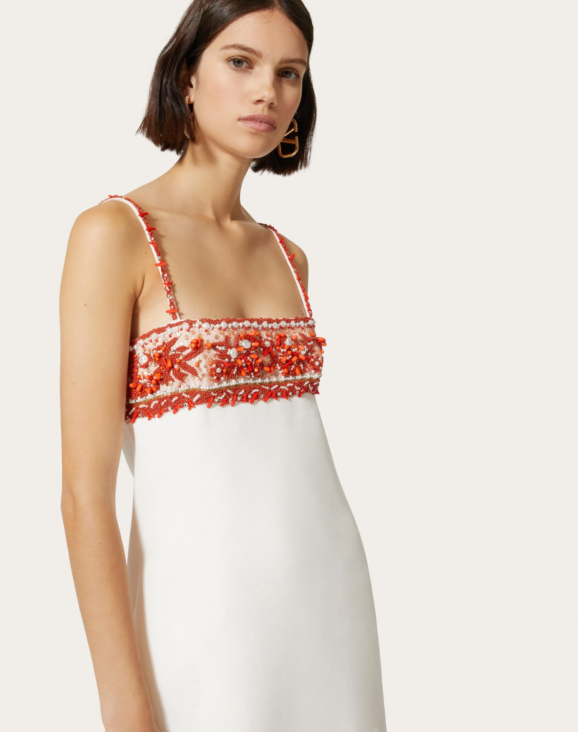 ABITO CORTO IN CREPE COUTURE RICAMATO