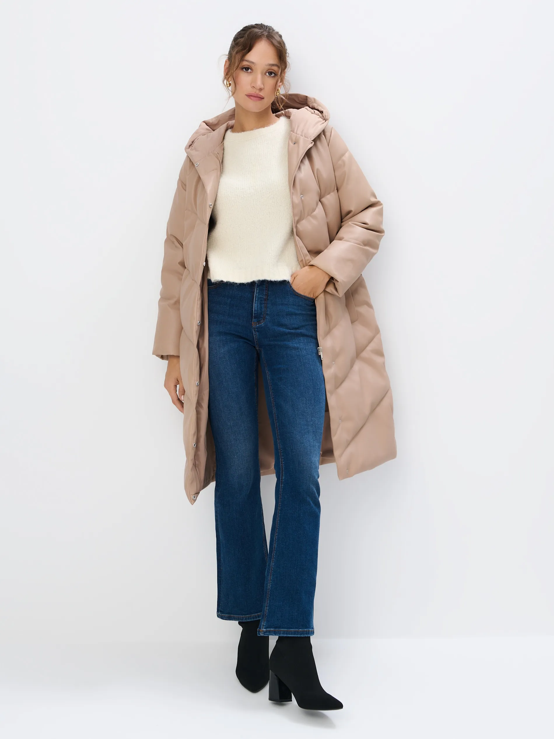 Cappotto con cintura in vita
