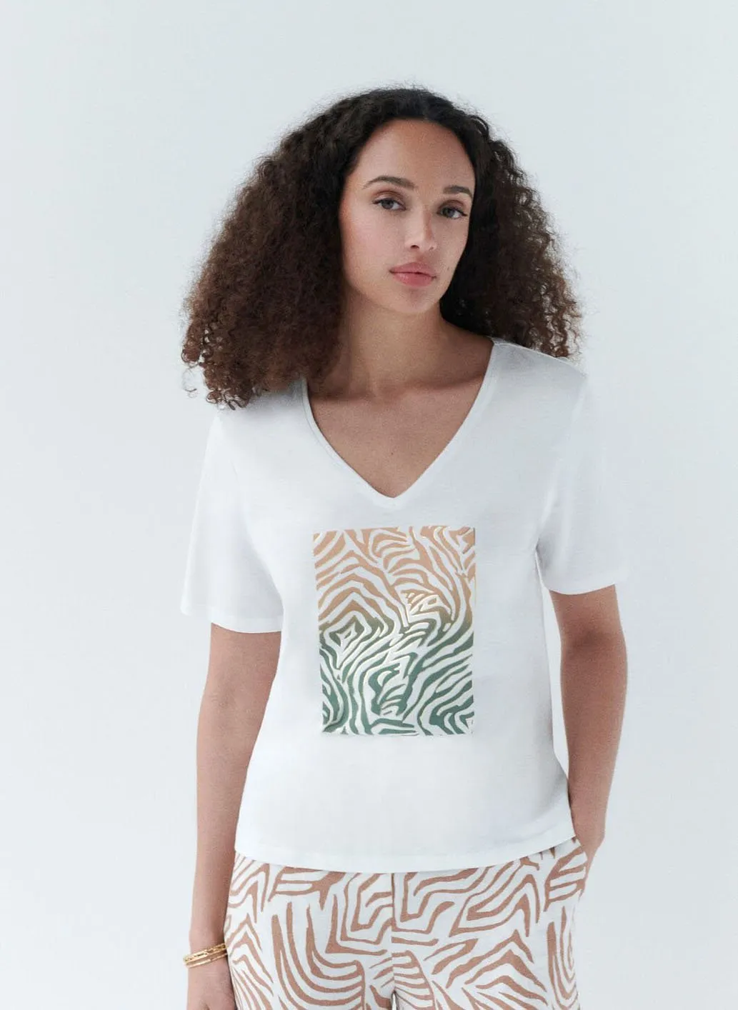  CAROLL   TLYDIA - T-shirt dritta scollo tondo in misto cotone | Beige