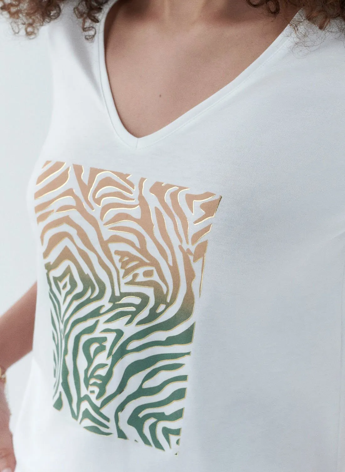 CAROLL   TLYDIA - T-shirt dritta scollo tondo in misto cotone | Beige