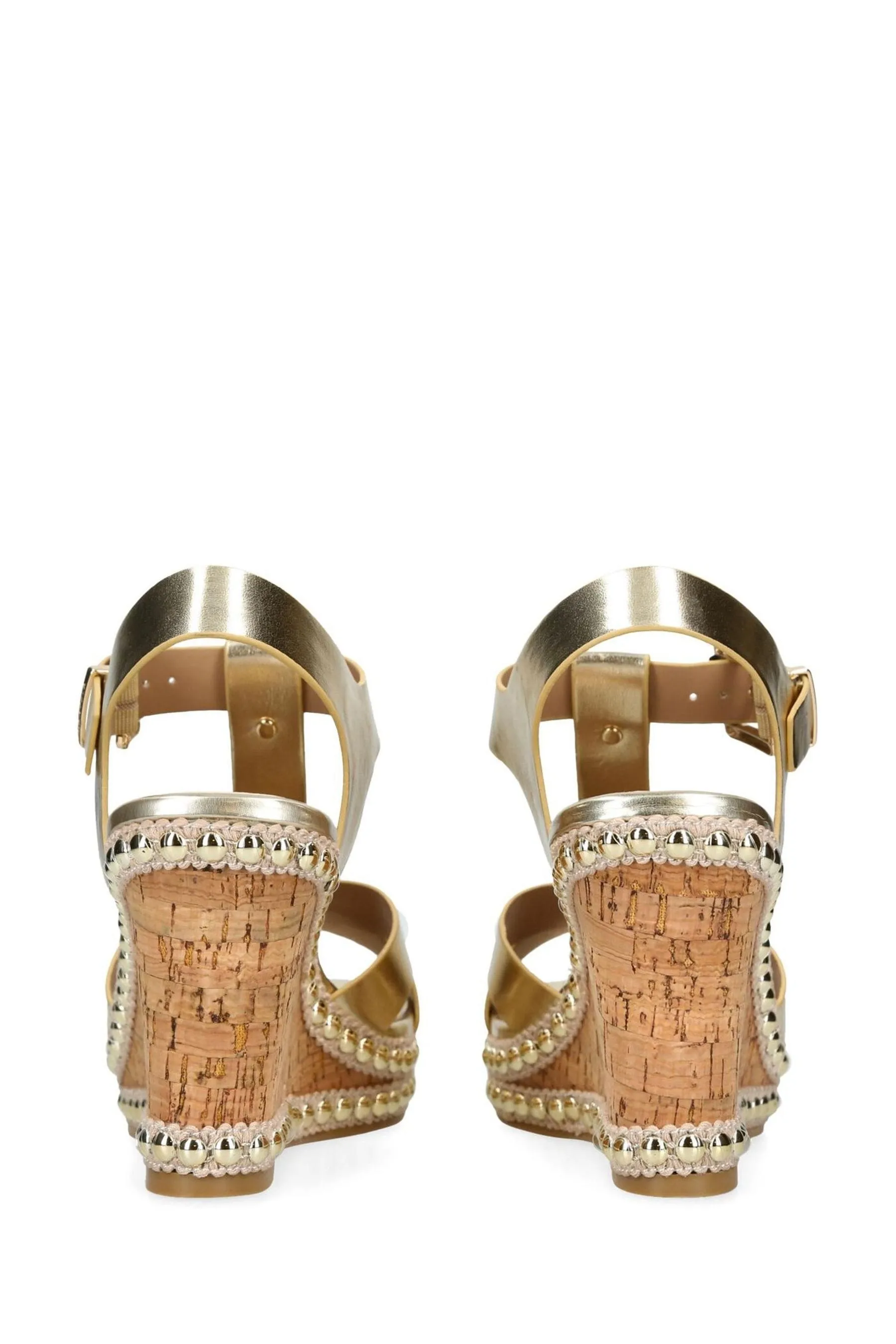 Carvela - Super - Sandali con zeppa e borchie