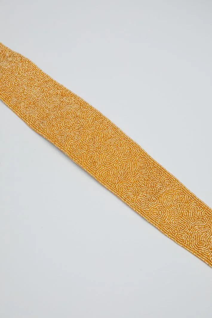 Cintura con perline ricamate