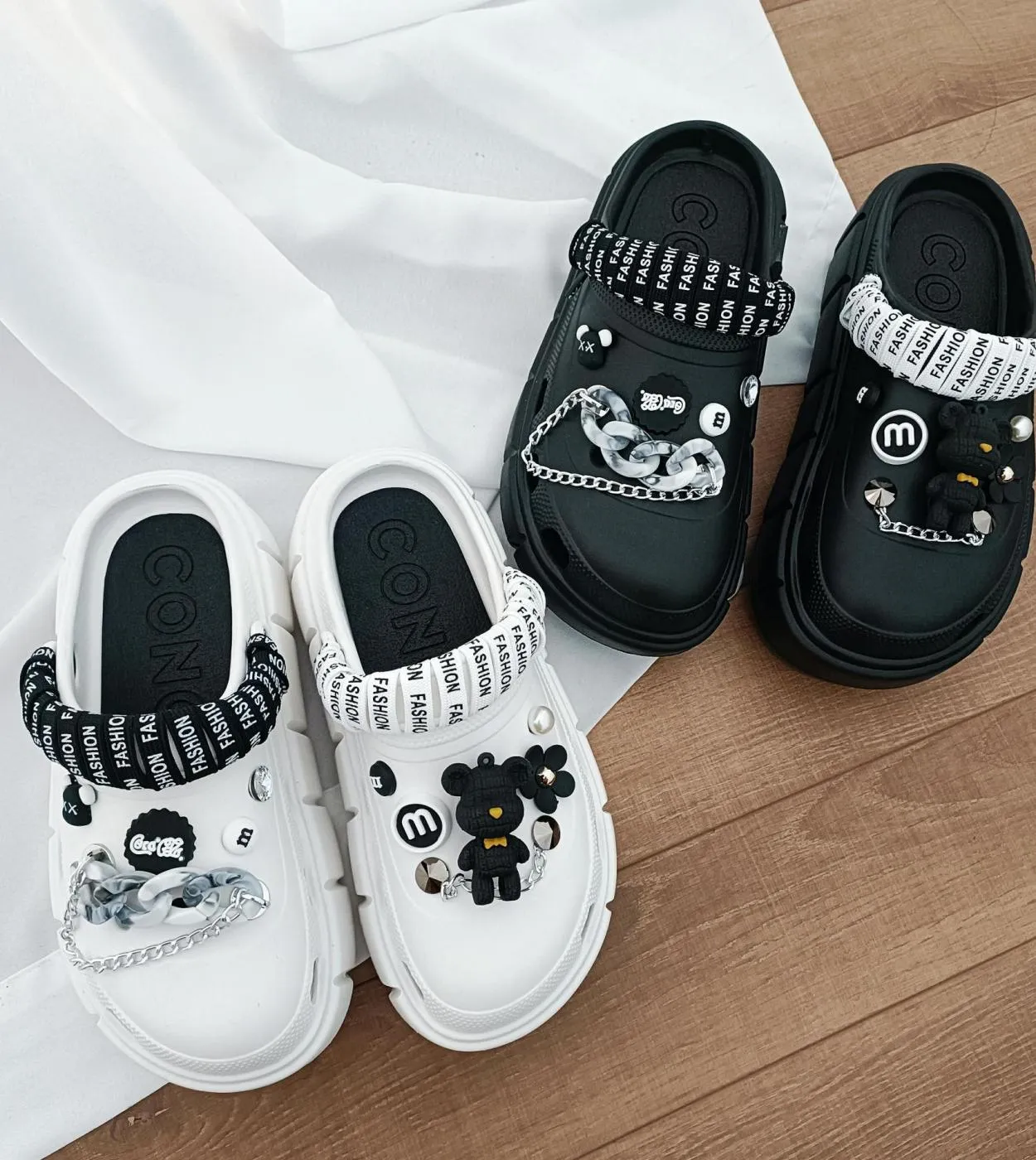 Ciondoli alla moda Zoccoli Scarpe da donna allaperto Pantofole da strada Suola spessa Sandali con plateau estivi di alta qualit