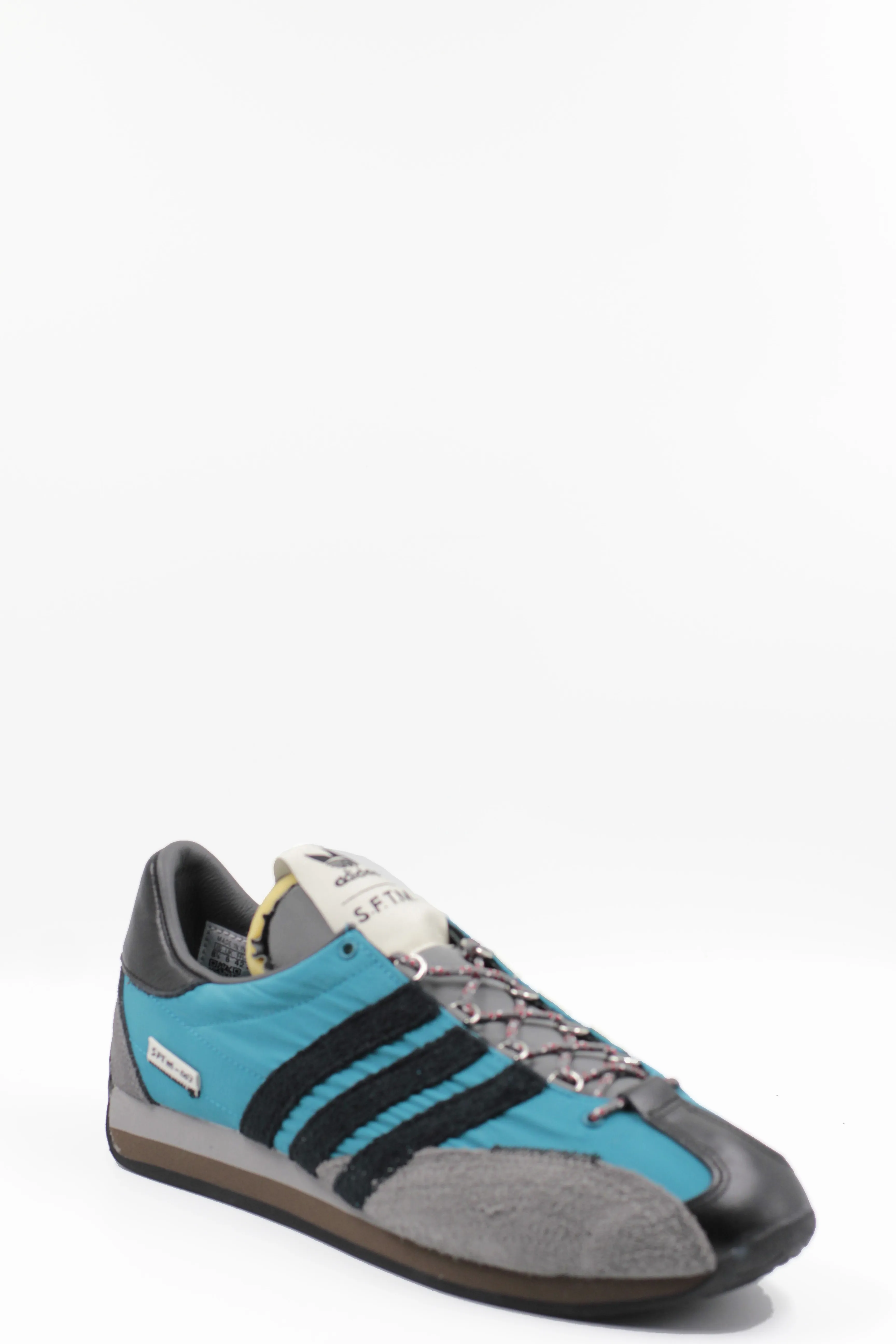   Country Gazelle Sneakers 