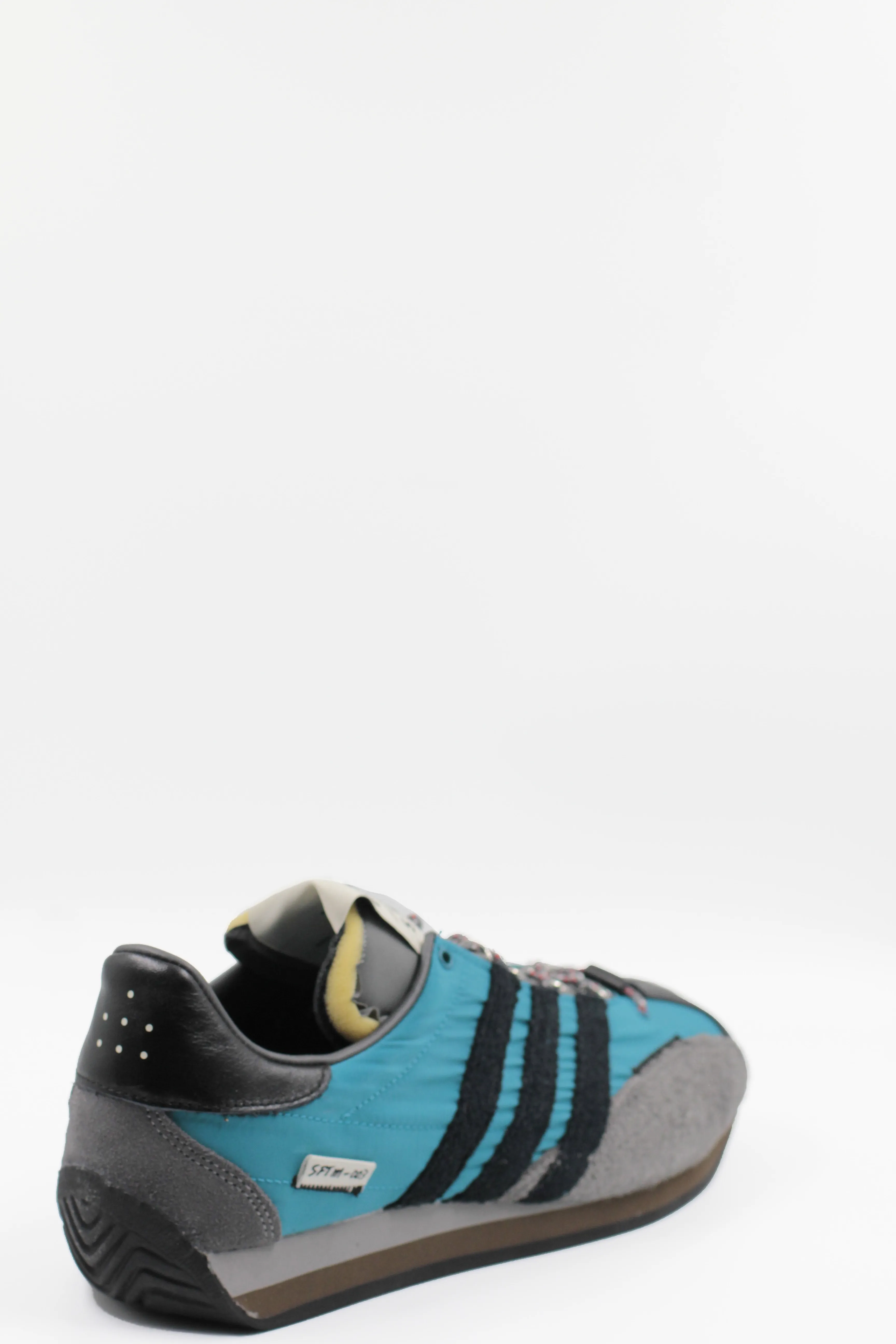   Country Gazelle Sneakers 