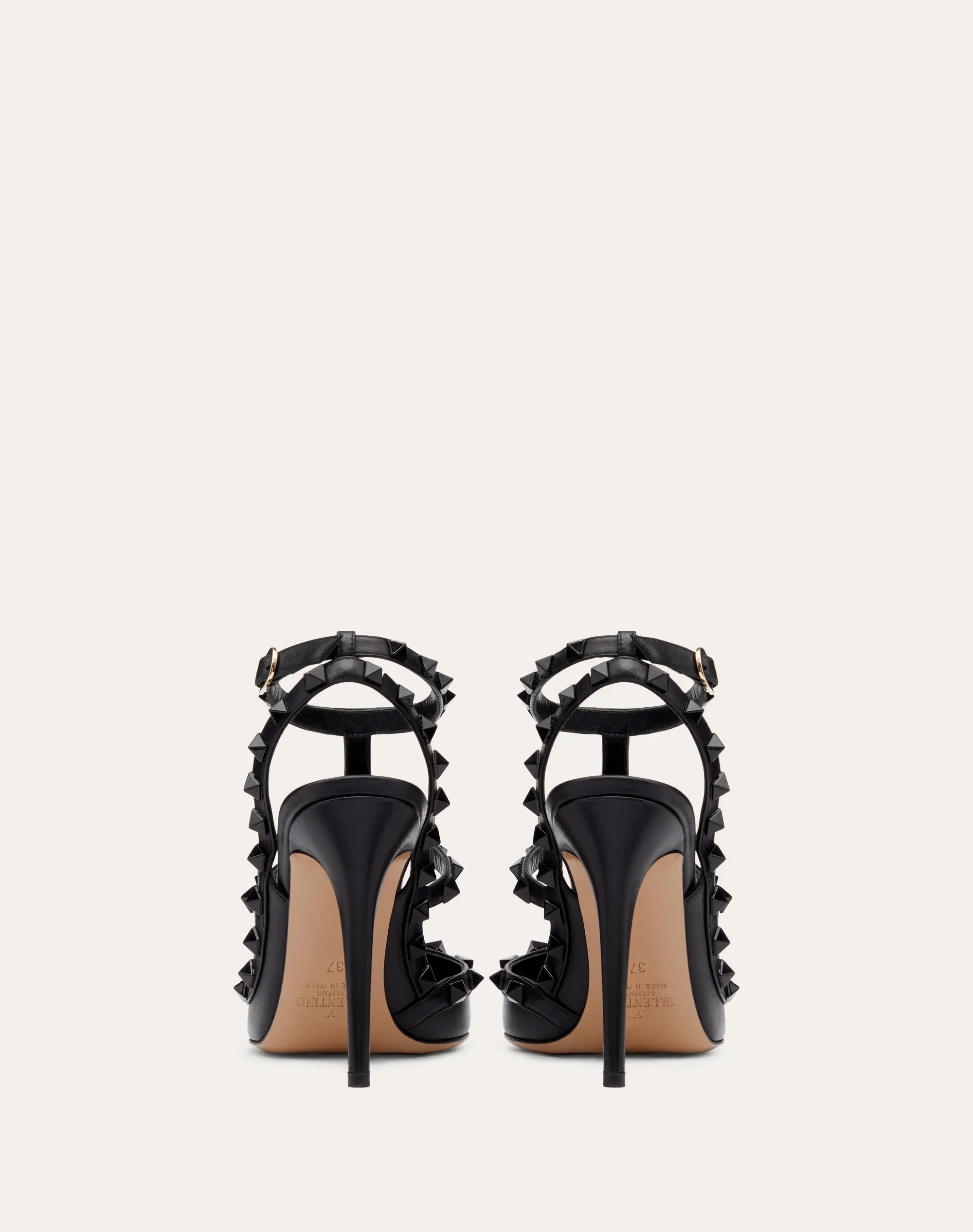 DÉCOLLETÉ ROCKSTUD CON CINTURINI E BORCHIE IN TONO 100MM