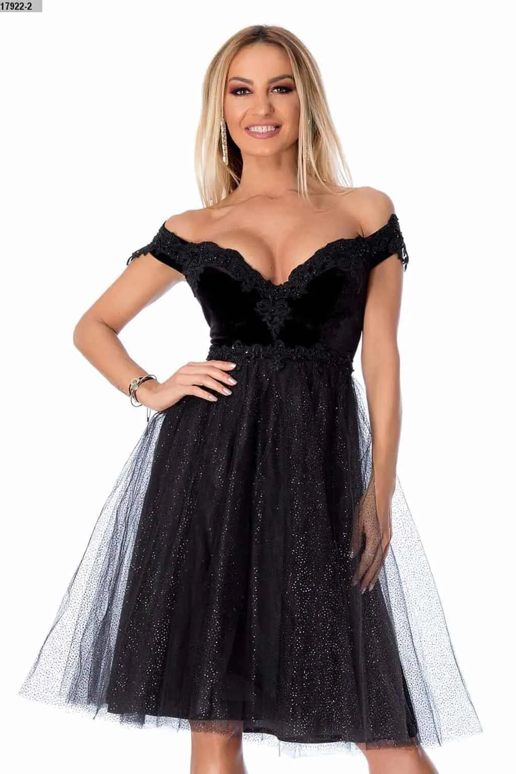 Elegante abito princess in velluto nero e tulle glitterato