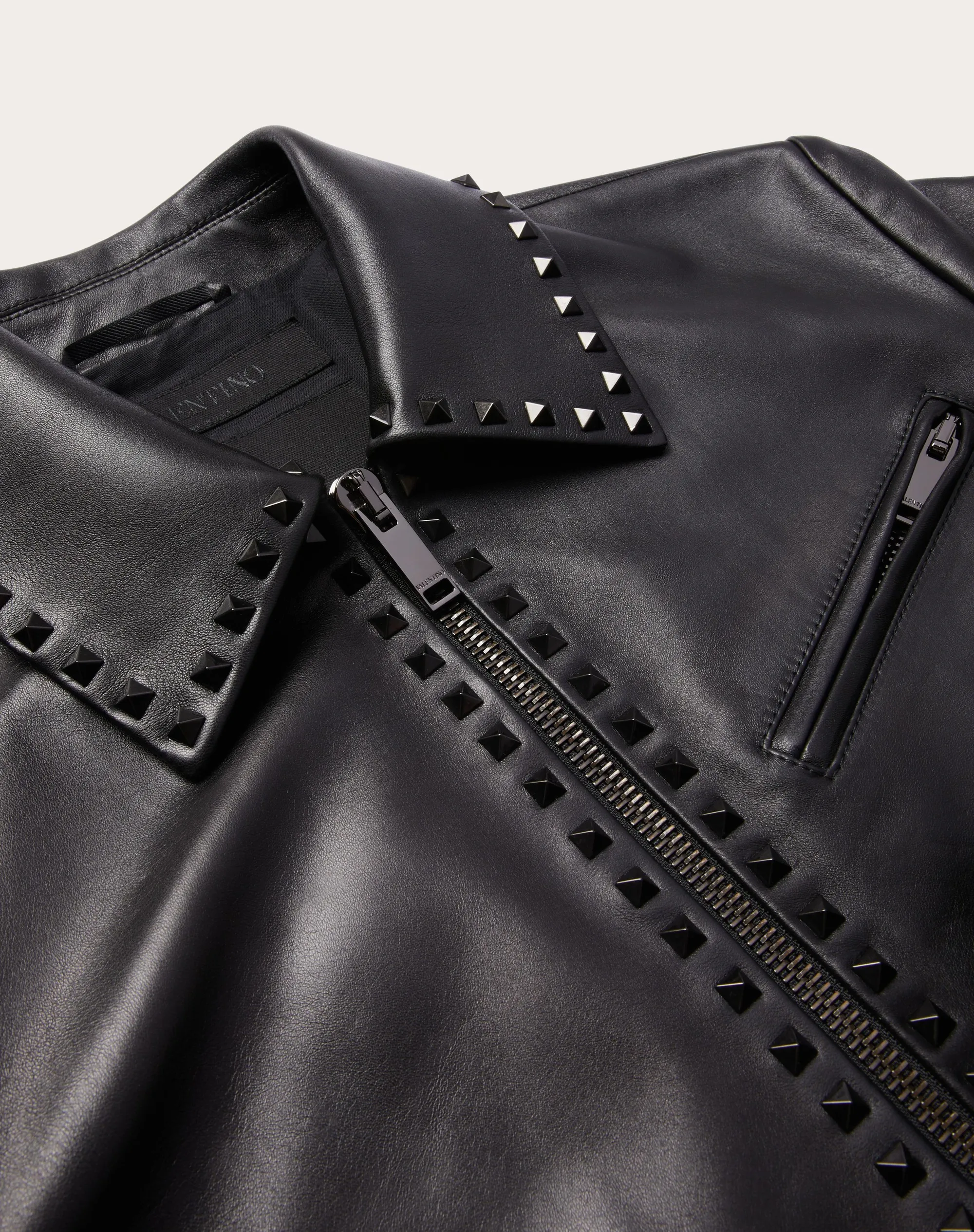 GIACCA IN PELLE CON BORCHIE BLACK UNTITLED