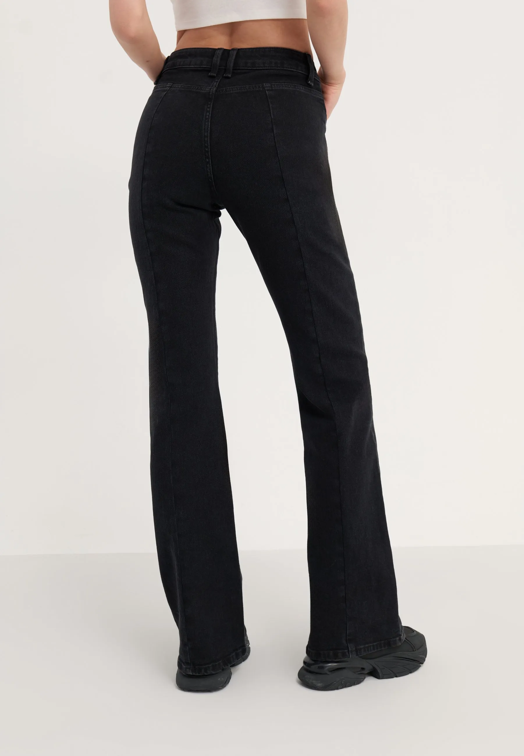 Jeans a zampa