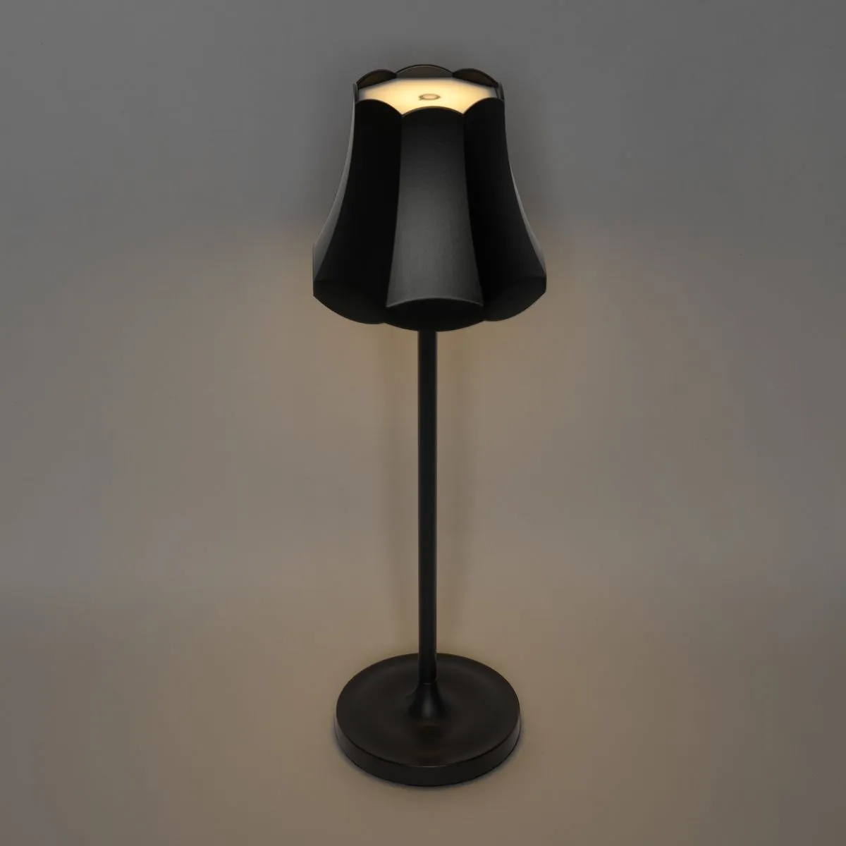 Lampada da tavolo retrò ricaricabile IP44 nera - Granny
