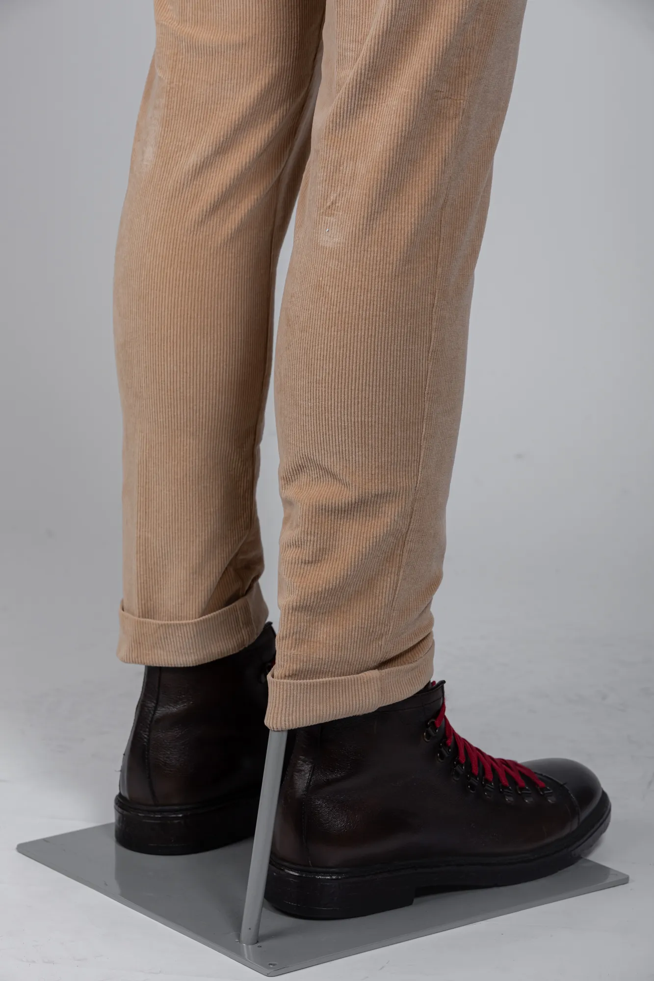 MARK UP Pantalone regular fit velluto righe c.