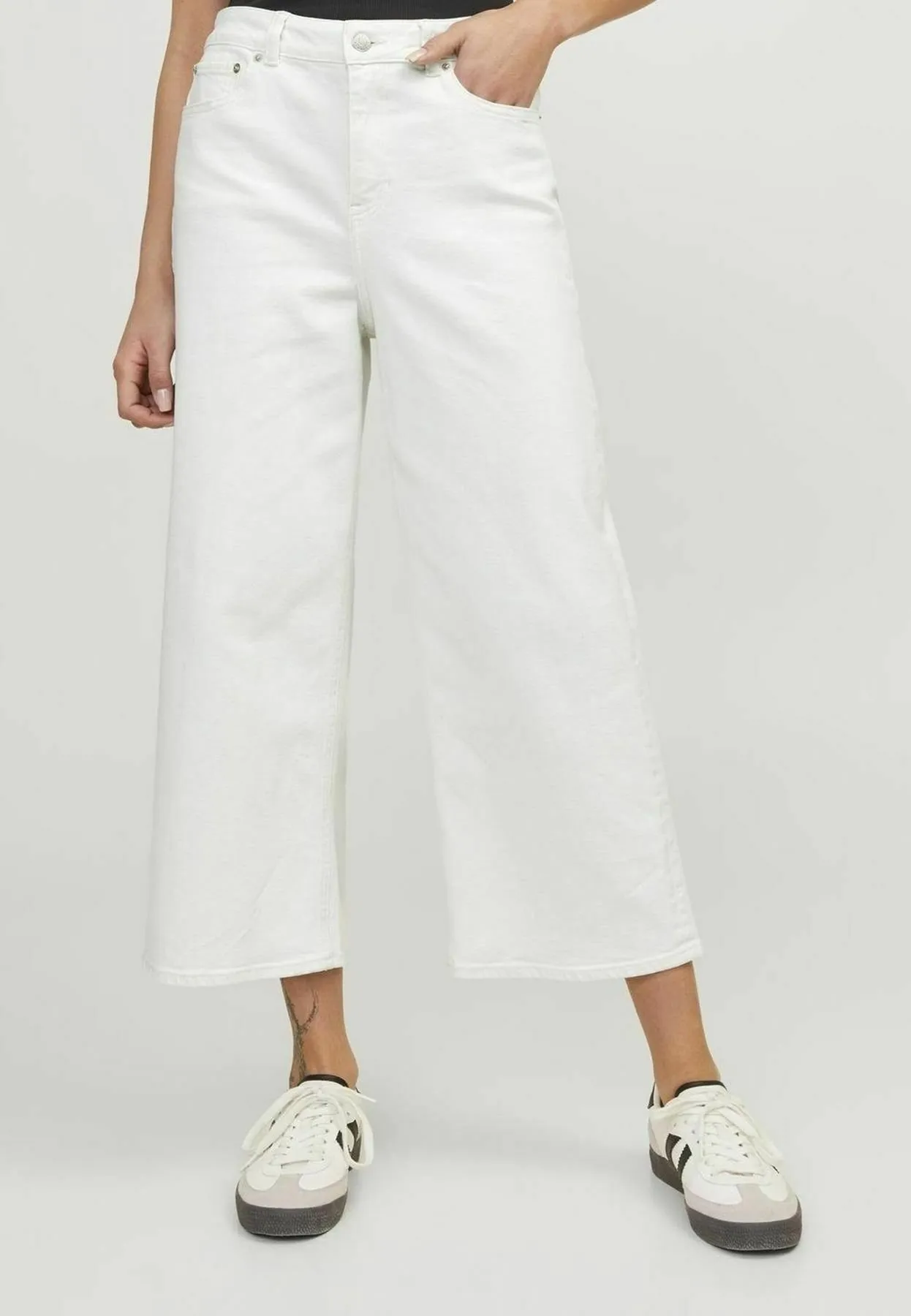 MILLA - Jeans a zampa