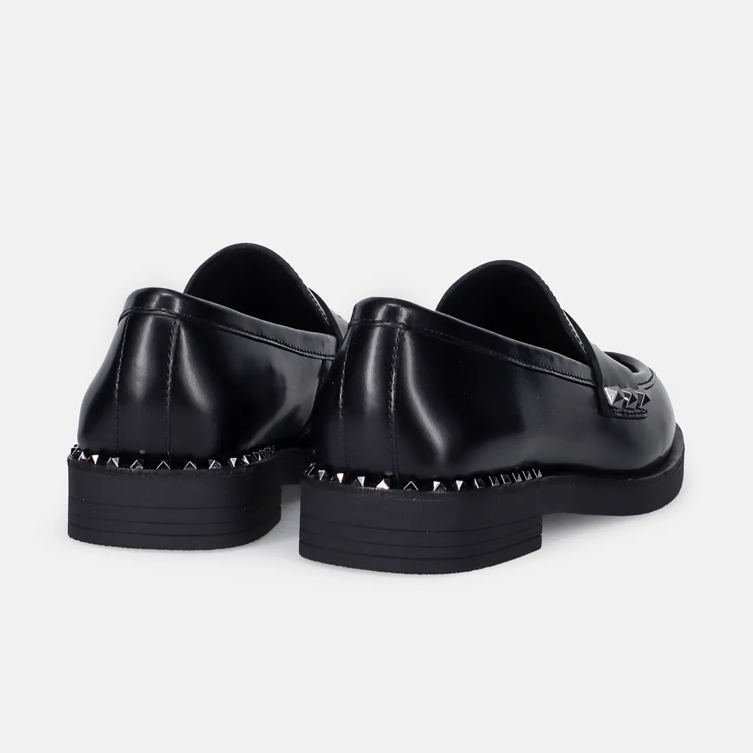 Mocassino Ash Whisper Studs 01 in pelle nera con borchie