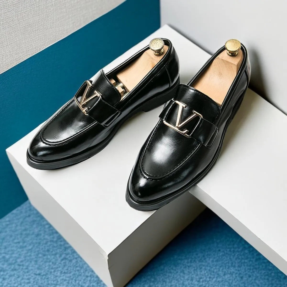Nuovi mocassini neri da uomo scarpe in pelle pu business marrone rosso traspirante slip on scarpe solide fatte a mano spedizione