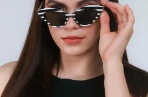 Occhiali da sole alla moda, ART2187, neri