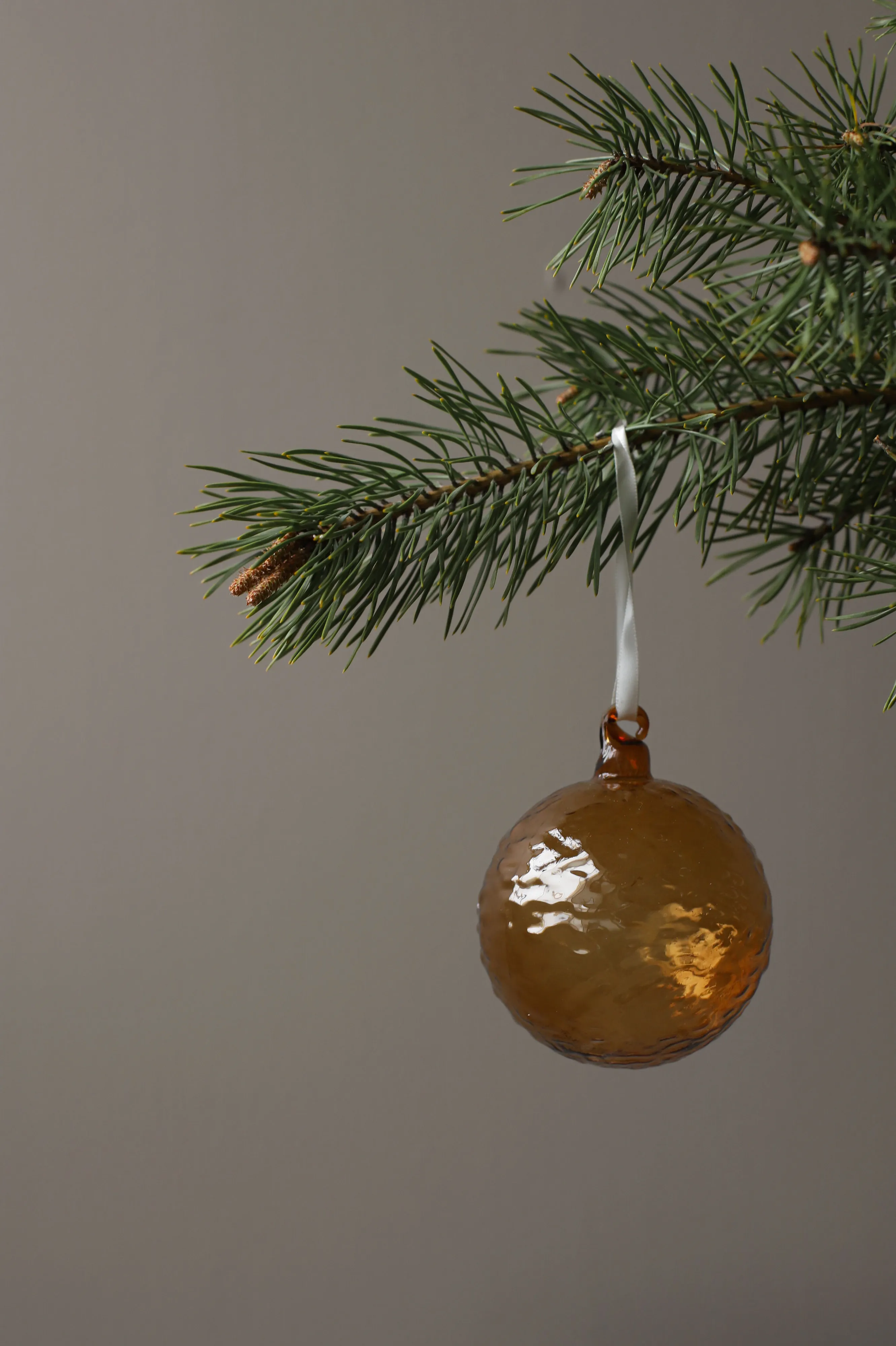 Pallina di Natale Gry Marble Ø5 cm.jq{font-size:18px}Trasparente