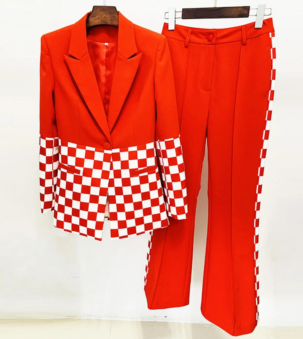 Pantaloni Blazer di alta qualità Abiti da donna Elegante Elegante 2022 Nuovo abito da sfilata di design Pantaloni a zampa rossa