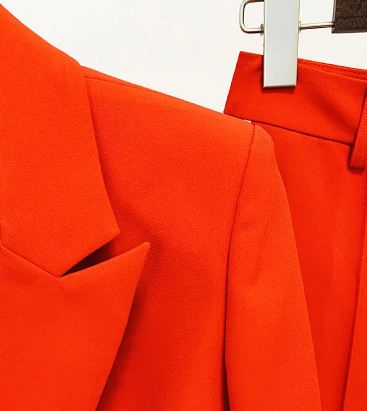 Pantaloni Blazer di alta qualità Abiti da donna Elegante Elegante 2022 Nuovo abito da sfilata di design Pantaloni a zampa rossa