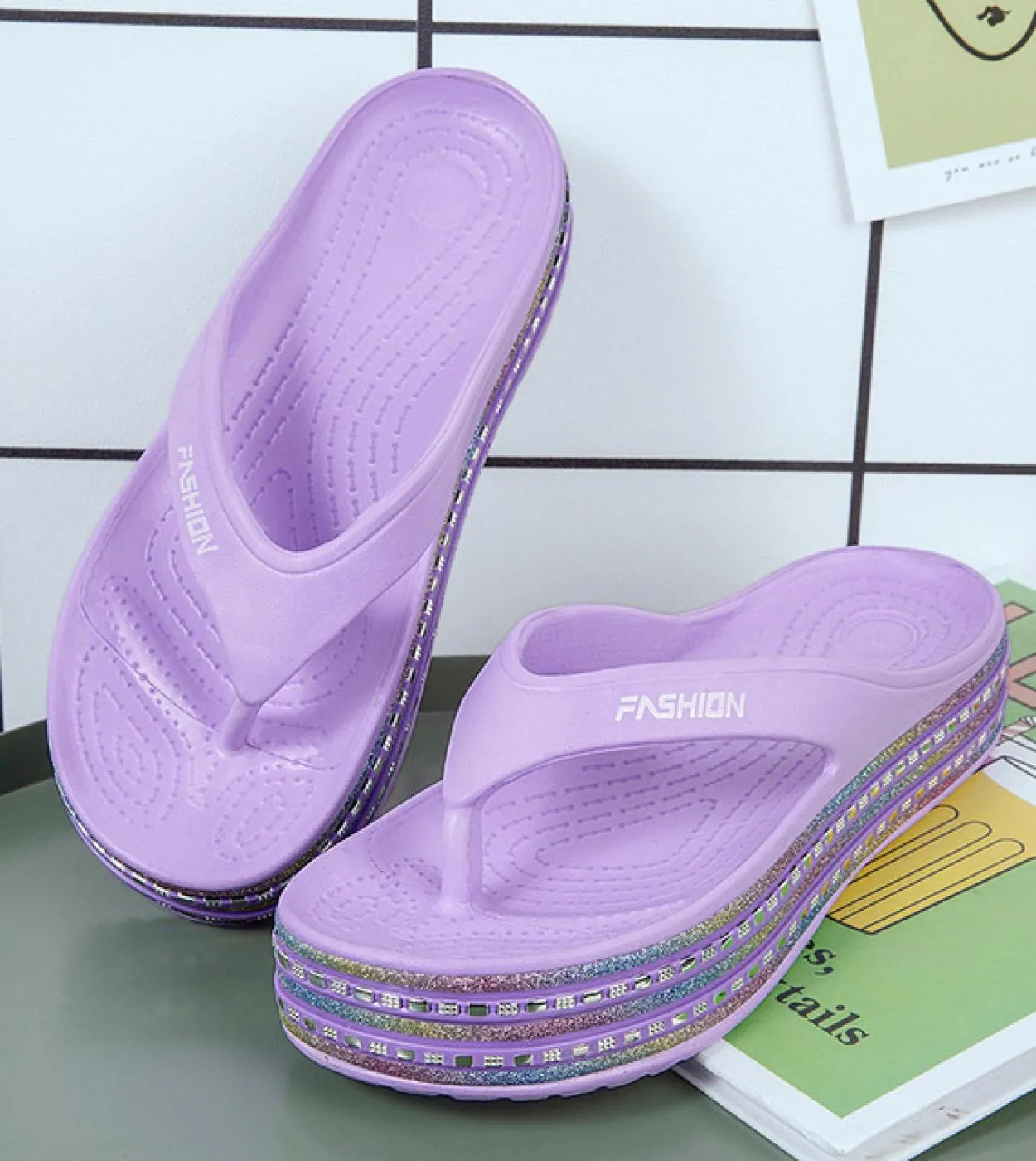 Pantofole con plateau da donna Scarpe estive da pavimento per la casa Infradito da spiaggia da donna Soft Eva Suola spessa Moda