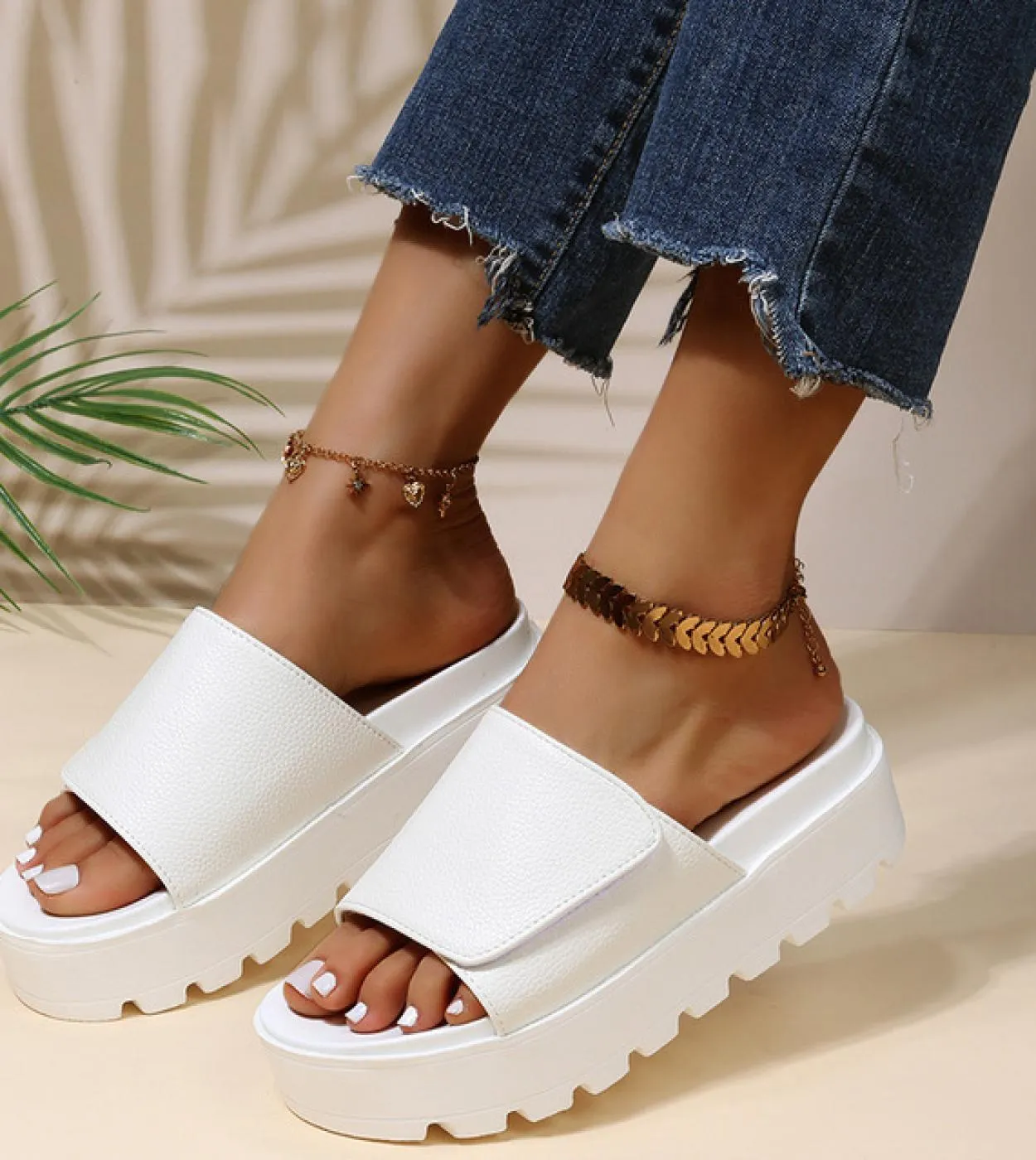 Pantofole con plateau in pelle nera Sandali da donna Taglie forti 43 Scarpe con suola spessa Donna 2022 Scivolo da spiaggia anti