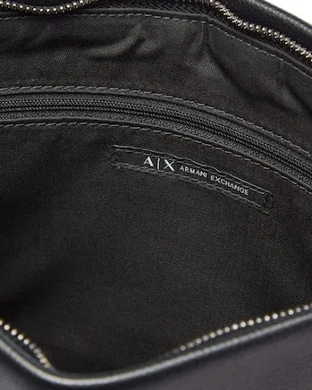 Pochette nera in similpelle martellata con listino removibile