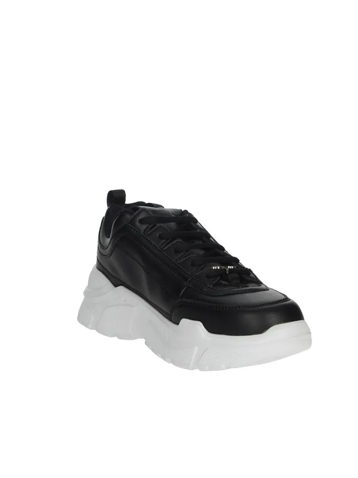 Pregunta  SNEAKERS BASSA MCD001 NERO
