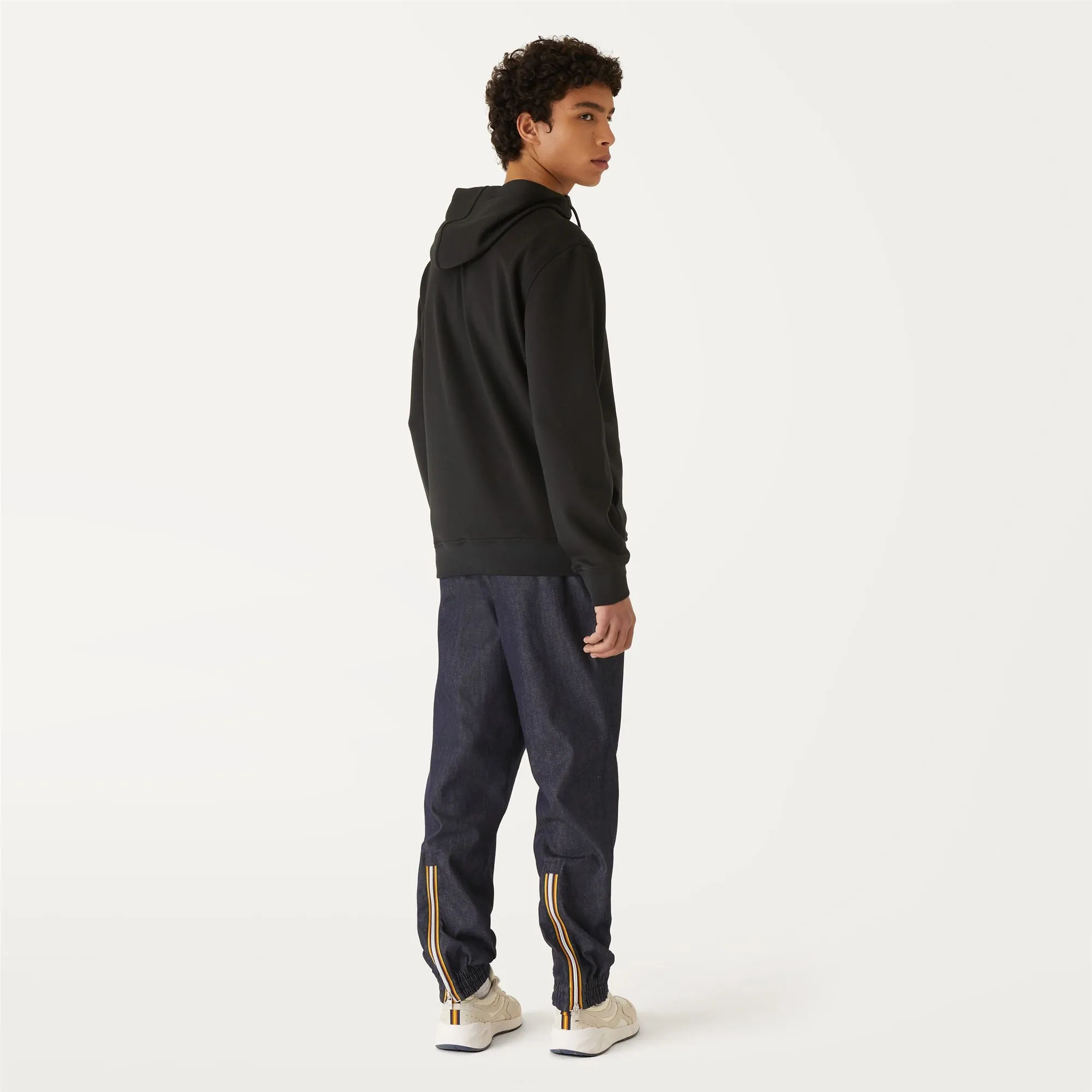 RAINER LIGHT SPACER Black Pure