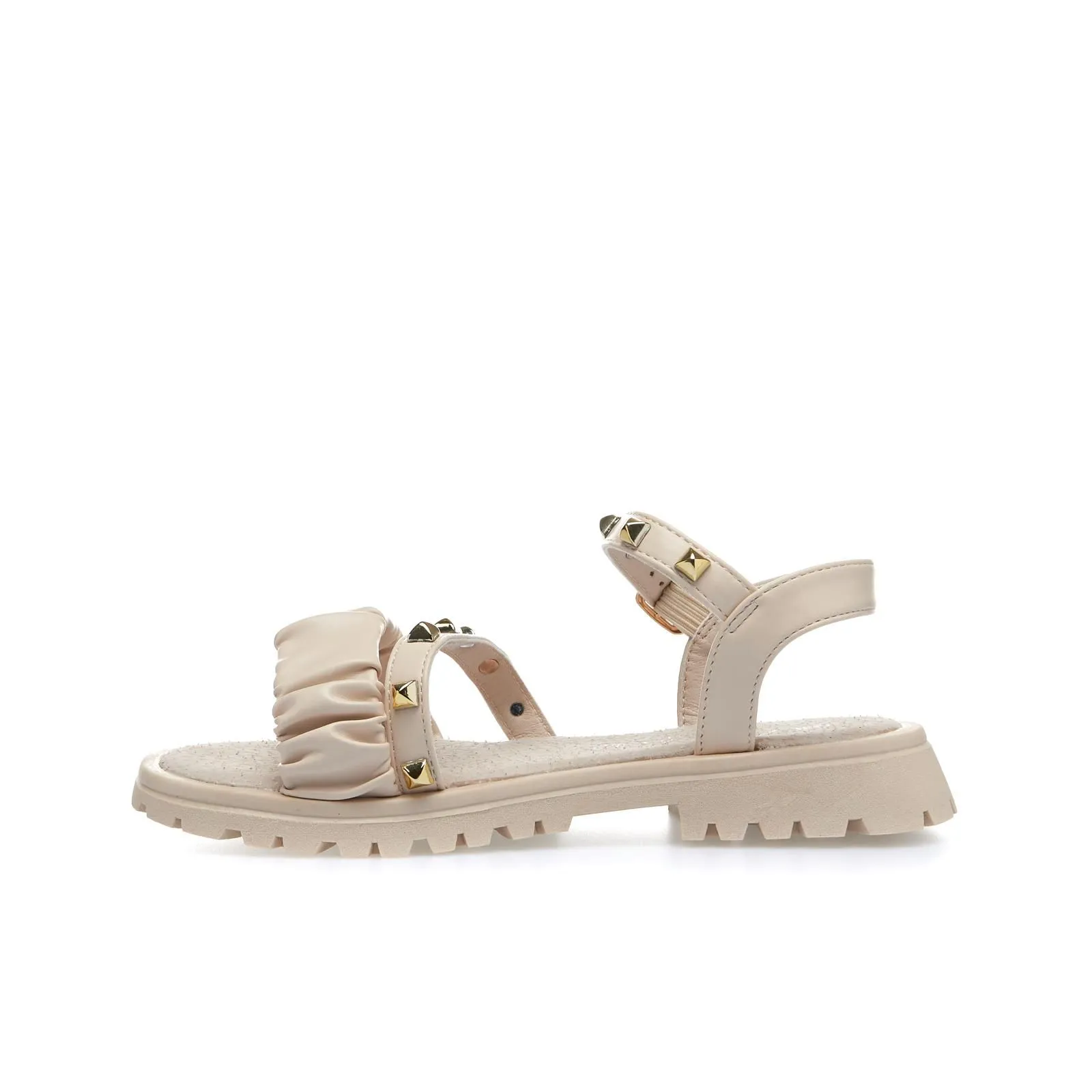 Sandali beige con borchie