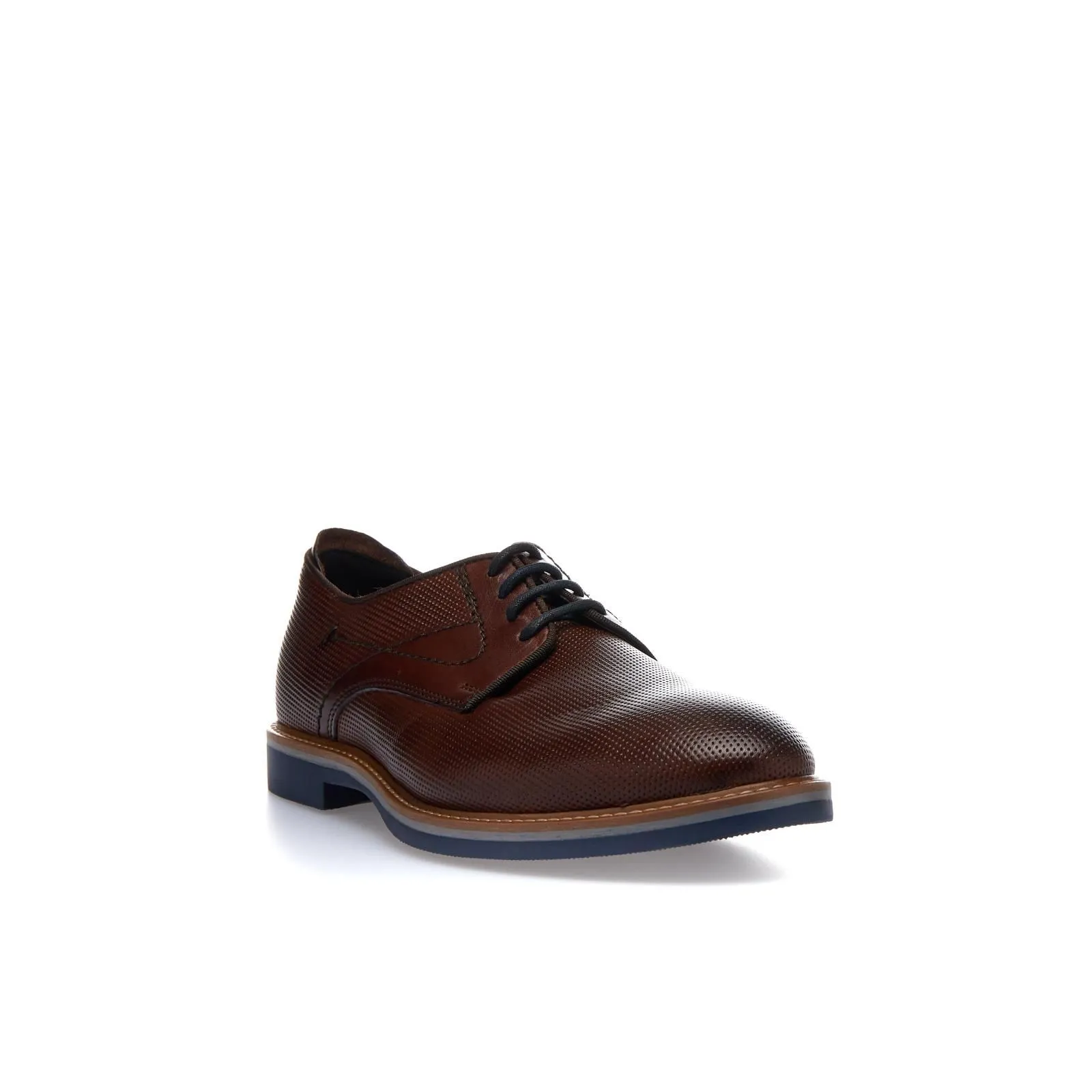 Scarpe marroni eleganti in pelle con lacci