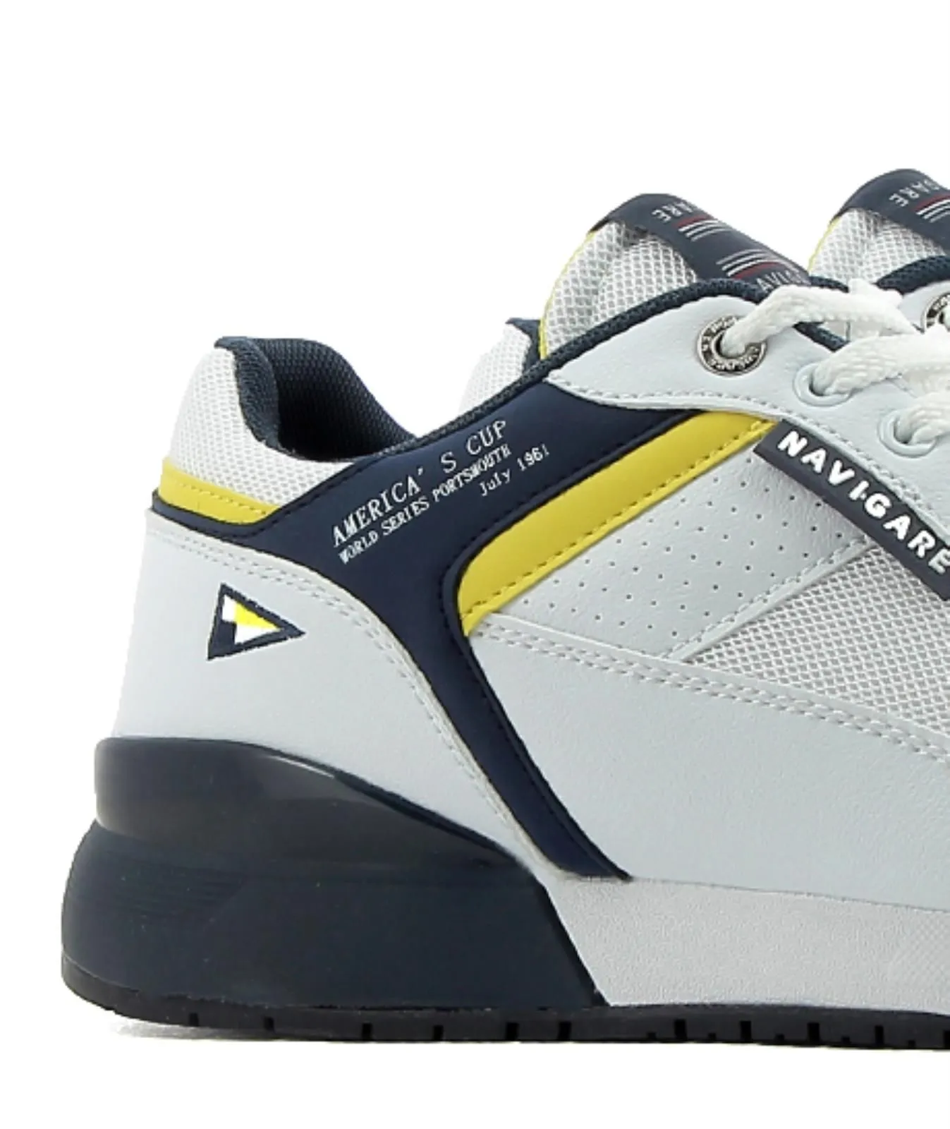 Sneakers bianche da uomo