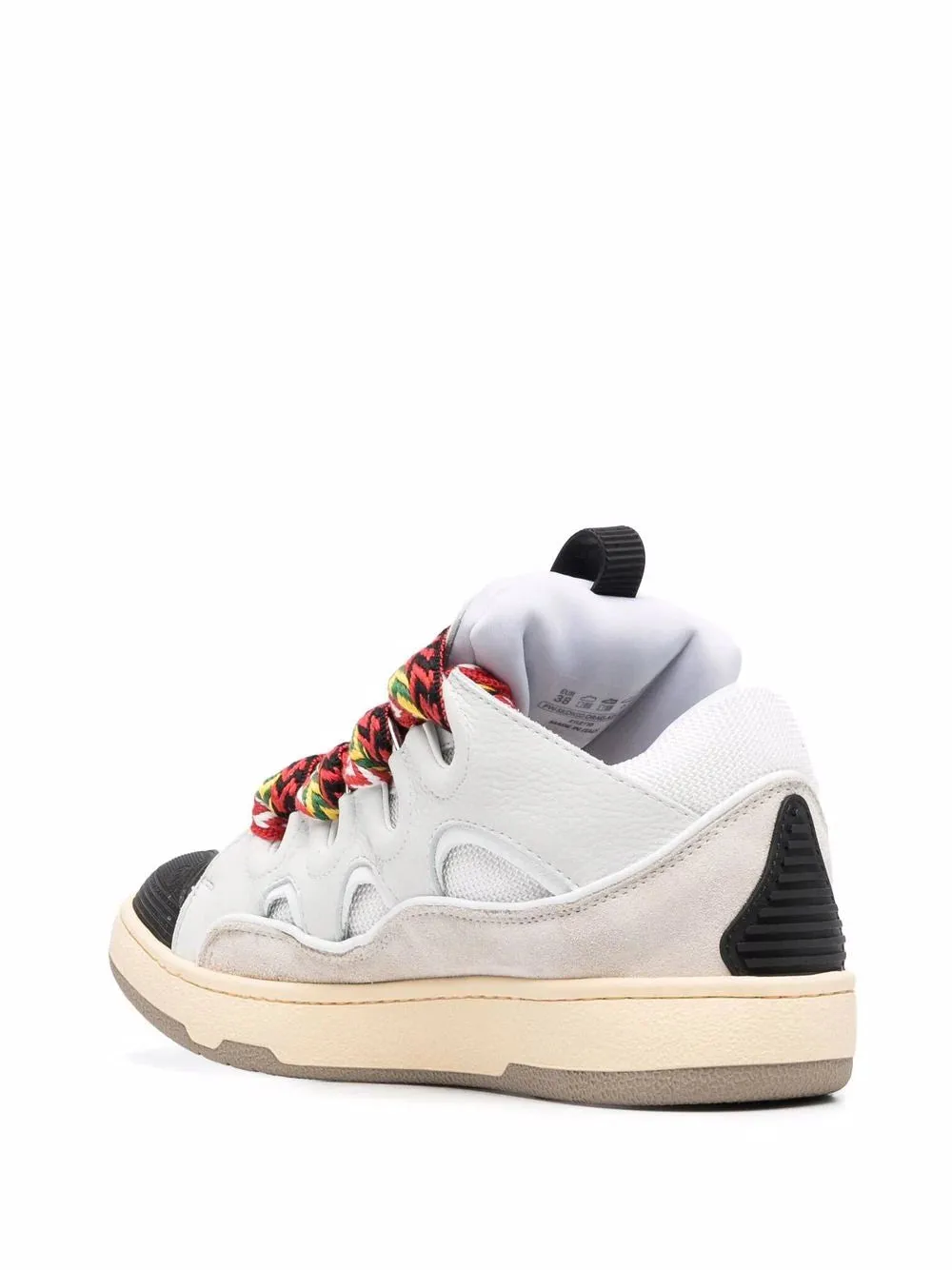 Sneakers Curb