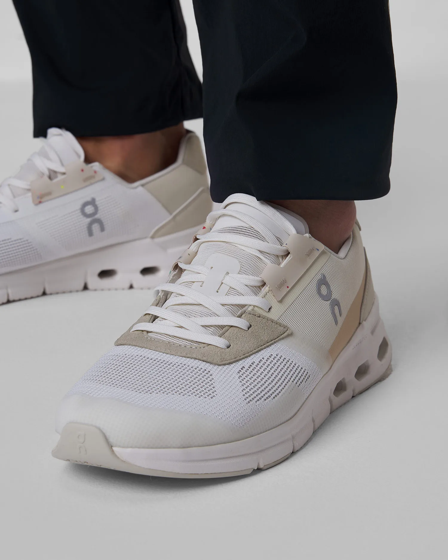Sneakers da uomo On Running Cloudrift 8797715-ivory-cream