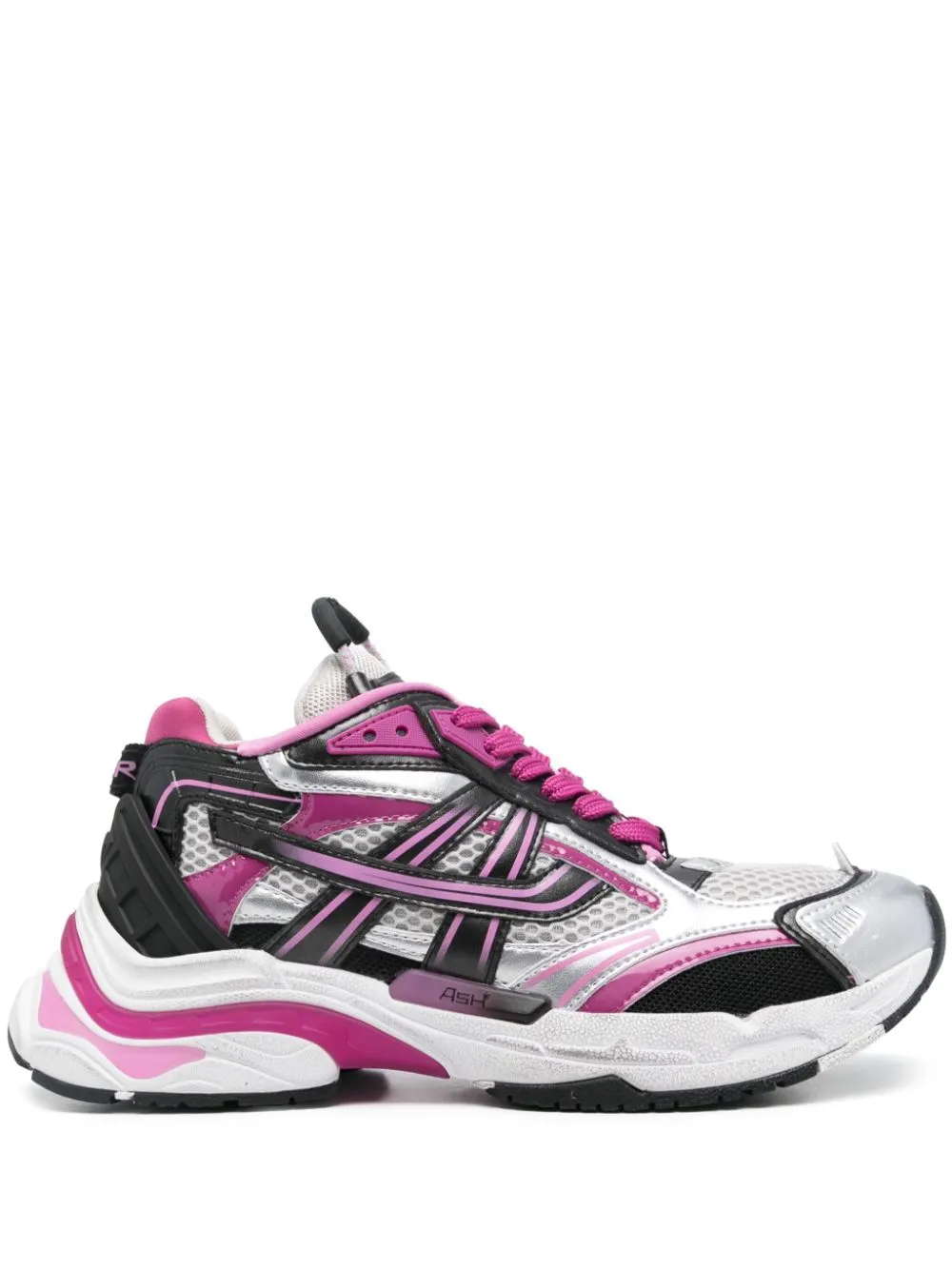 Sneakers Race 03