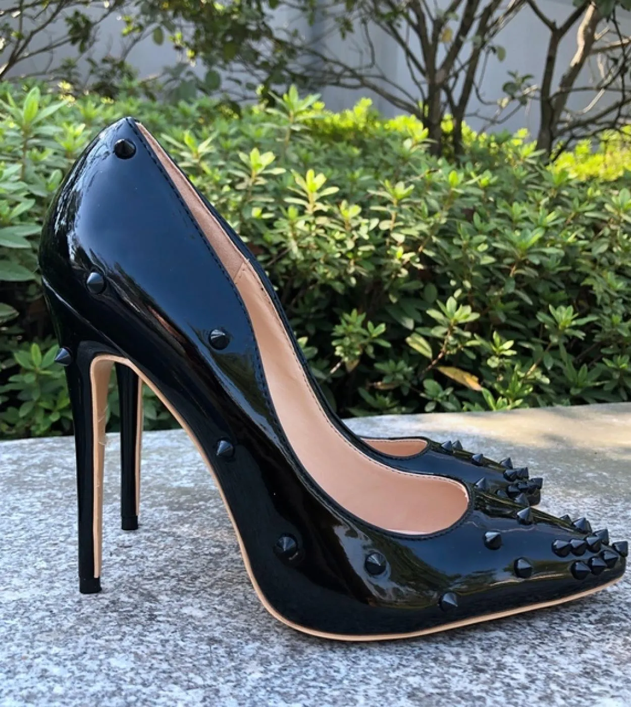 Tikicup Rivetti neri Tacchi alti verniciati da donna Tacchi a spillo con punta a punta Décolleté da donna Scarpe da festa alla m