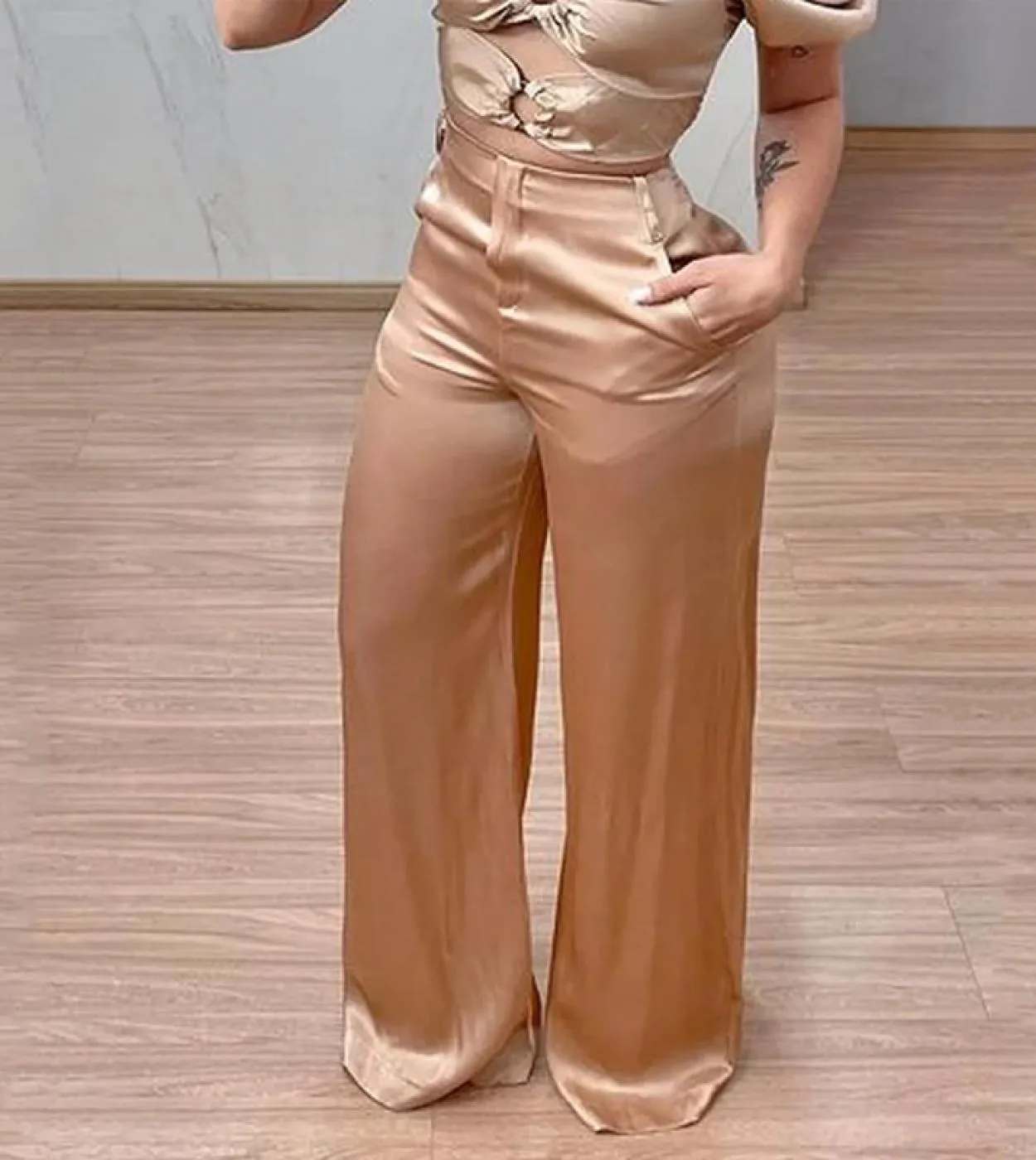 Wefads Set da due pezzi da donna Estate Casual Solid Scava fuori senza spalline Manica a sbuffo Pantaloni corti larghi dritti Se