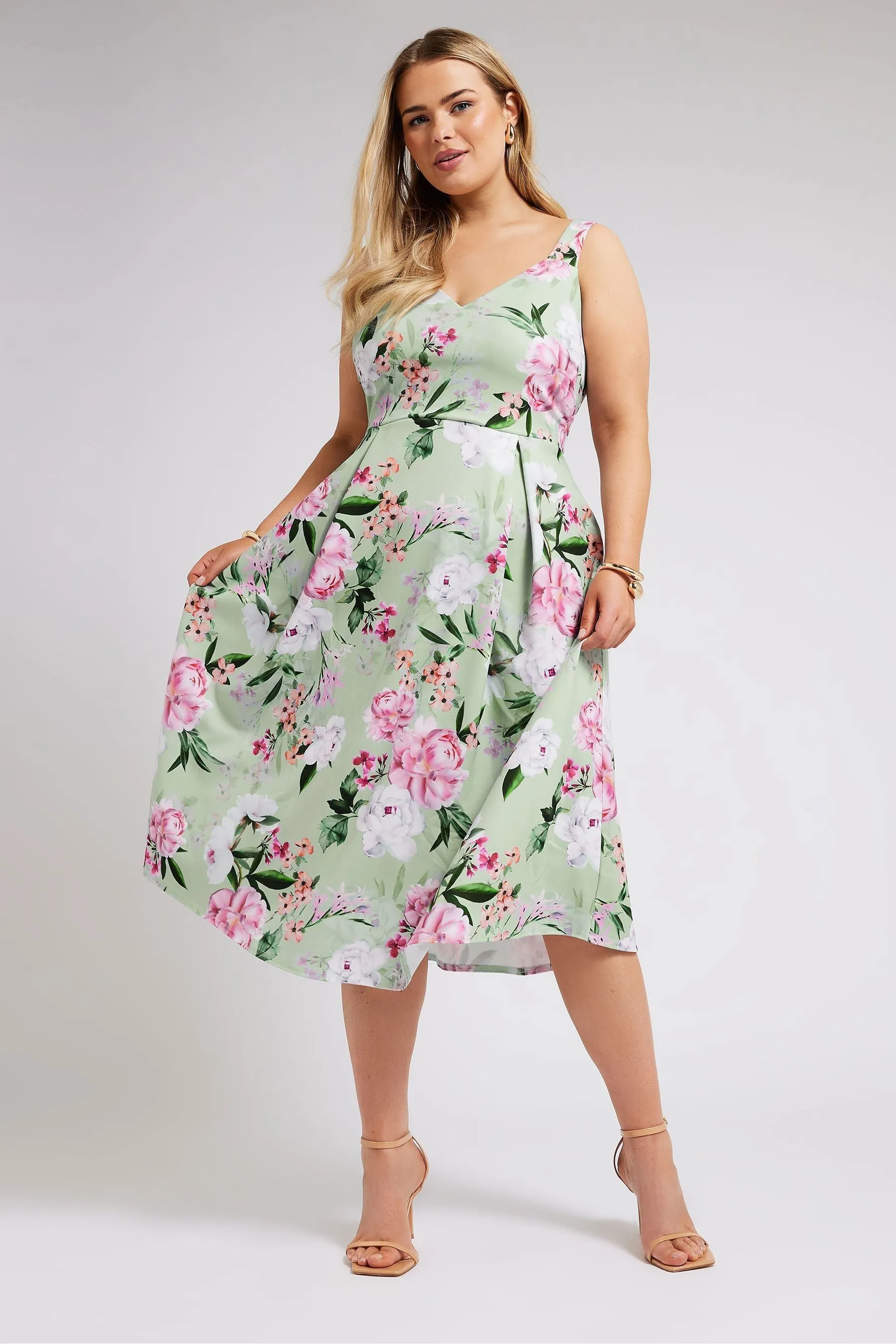 Yours Curve London - Abito con scollo A pieghe e scollo a cuore