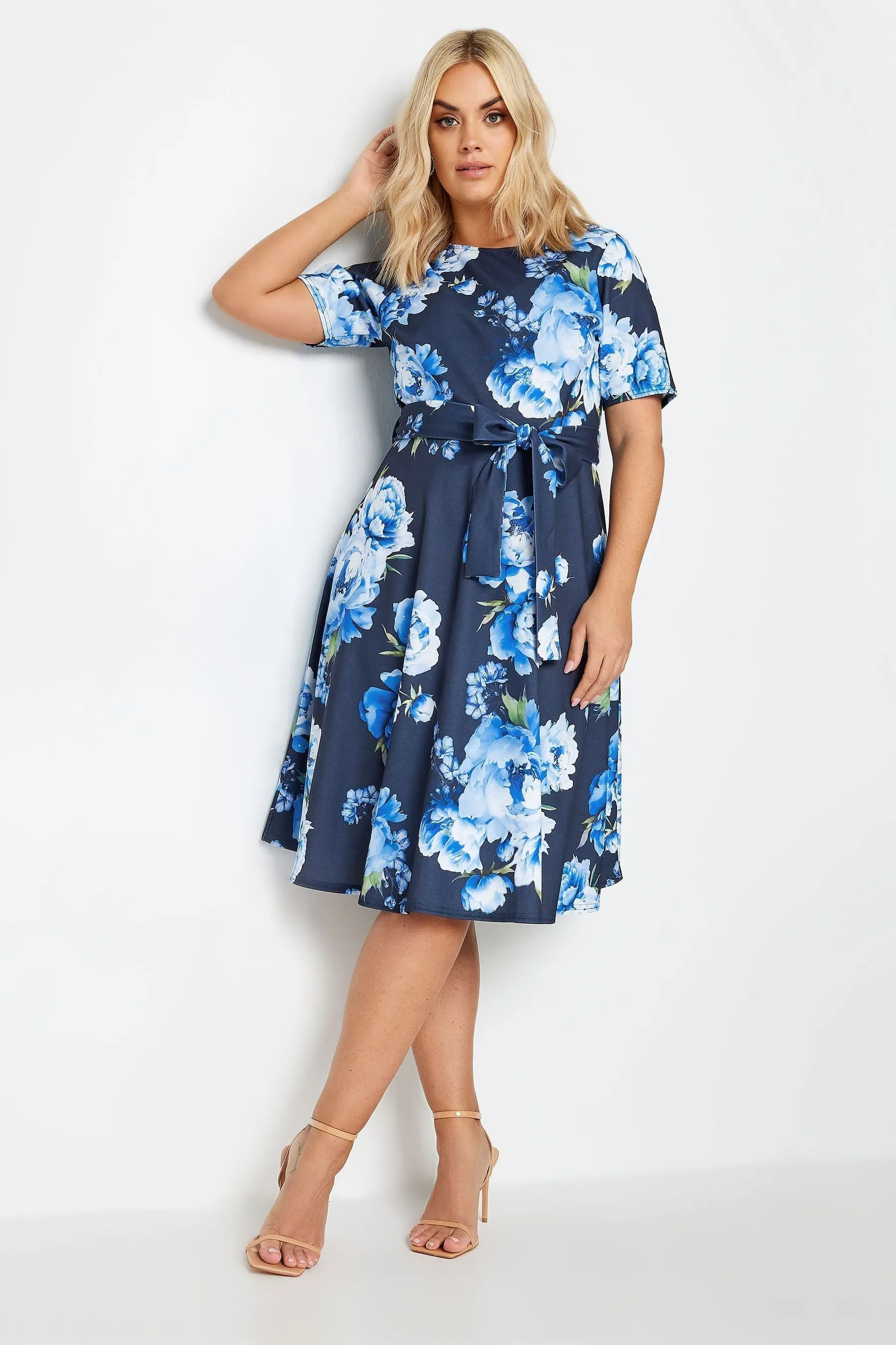 Yours Curve LONDON - Scollo rotondo - Abito a pieghe